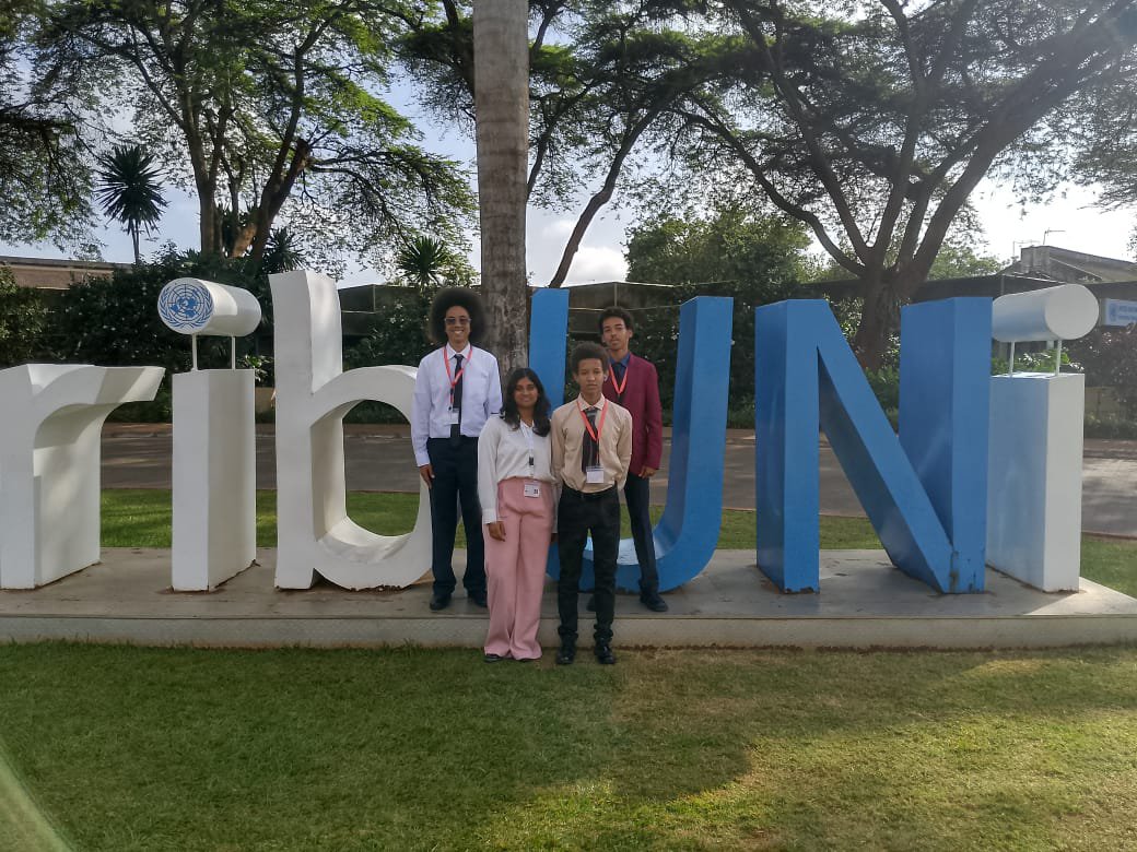 BMIS Delegates - UN Monument.jpg