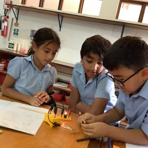 Insulators and conductors 1.JPG