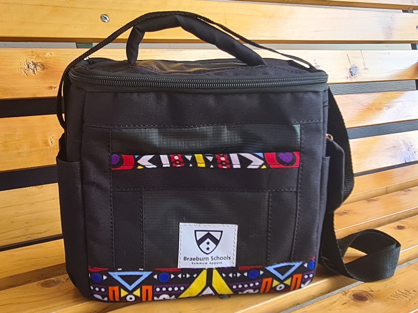 Roka Bags Braeburn lunch bag.jpg